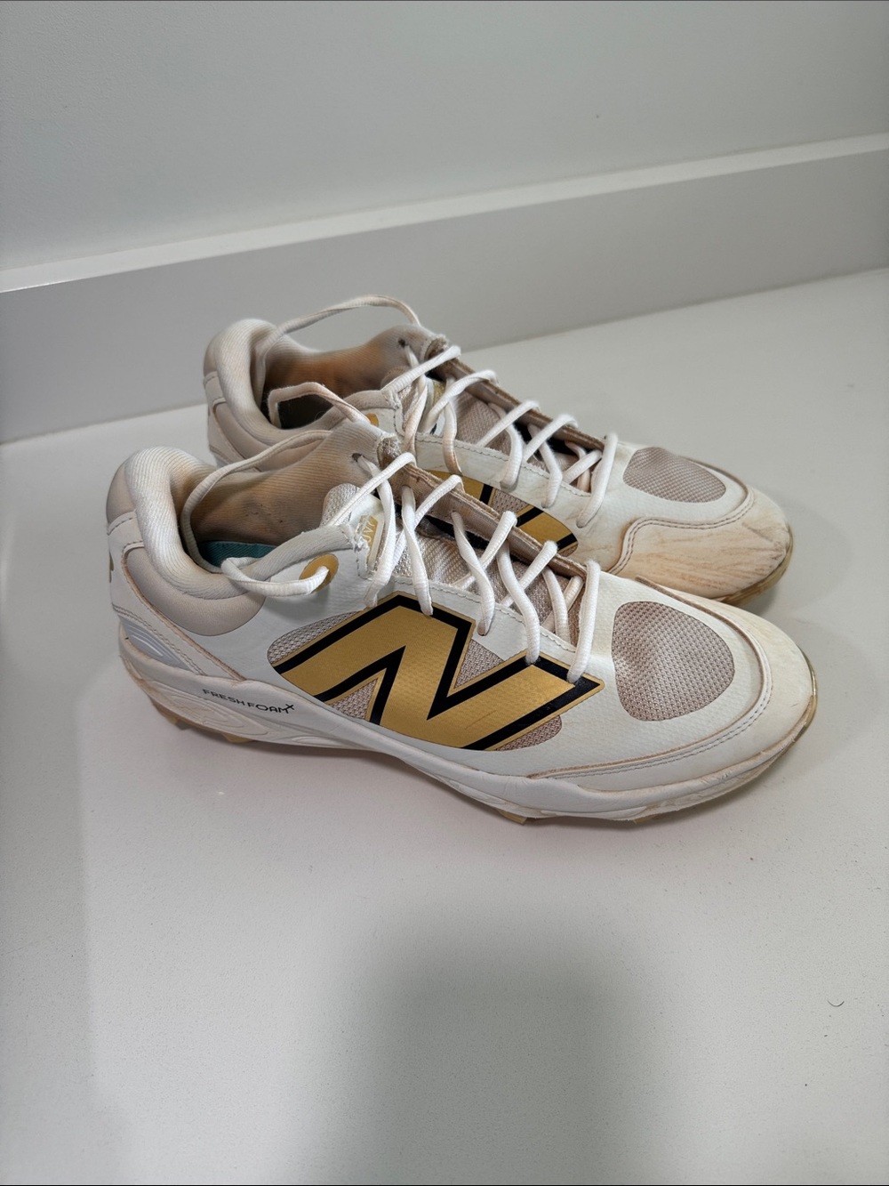New Balance baseball cleats